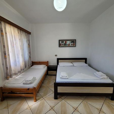 Apartments Vela Ксамил Экстерьер фото